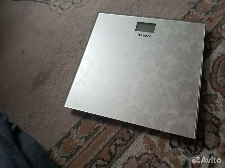 Весы напольные электронные