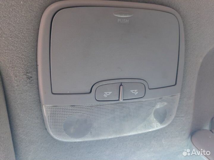 Плафон подсветки салона передний Kia Rio универсал