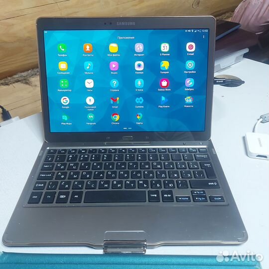 Планшет с клавиатурой Samsung tab s