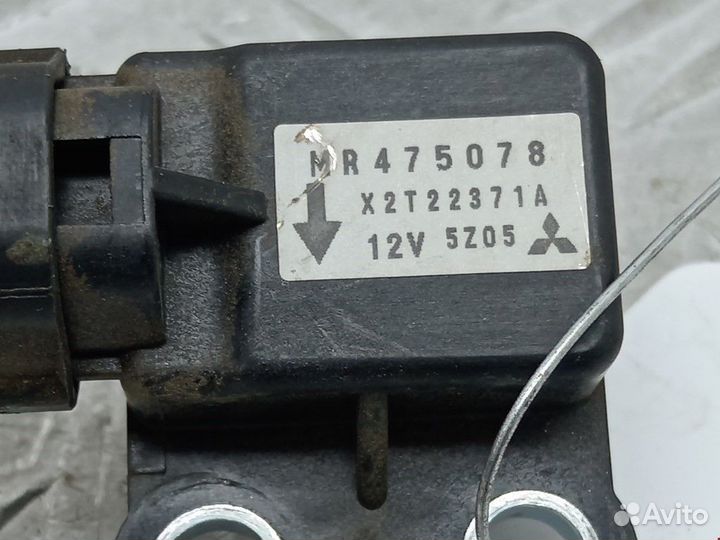 Датчик удара Mitsubishi L200 3 2002