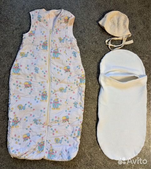 Детские конверты,чепчик и подушечки в придачу