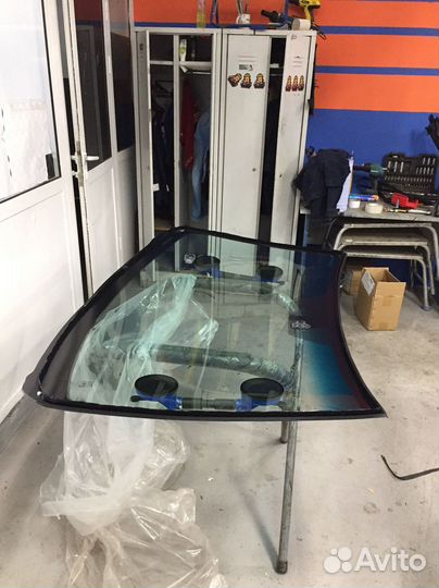 Лобовое стекло VW Golf Plus