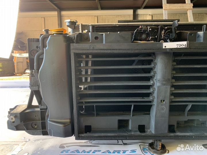 Панель крепления радиатора (телевизор)