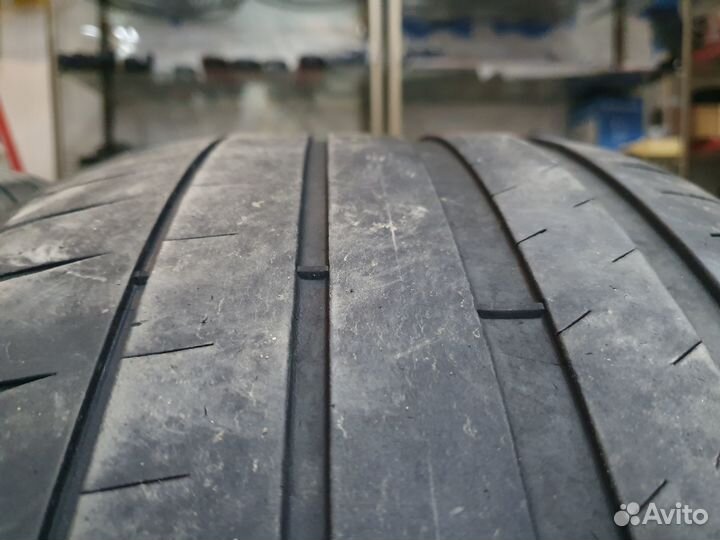 Michelin Pilot Sport 4 245/40 R18 97Y