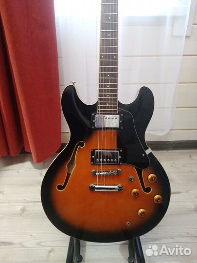 Полуакустическая гитара Juno (джаз банка)