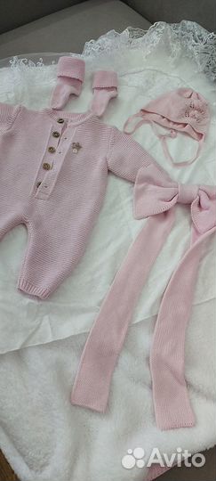 Комплект на выписку для девочки