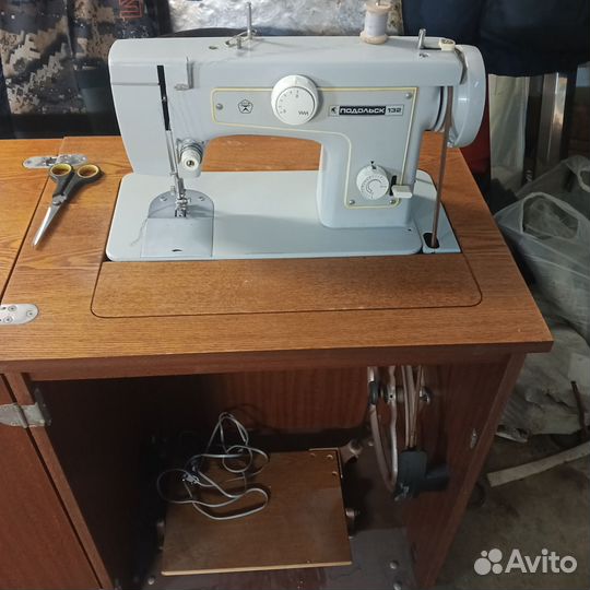Швейная машина Подольск 132