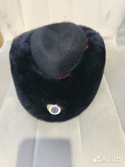 Женская шапка полиции уставного образца