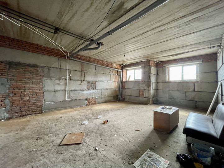 Свободного назначения, 200 м²