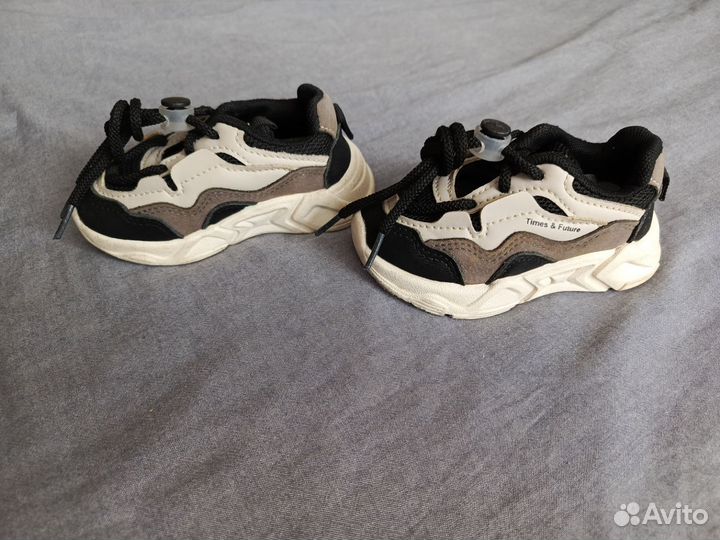 Кроссовки для ребенка 21 размер