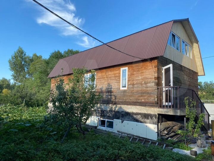 Дом 180,2 м² на участке 6,6 сот.