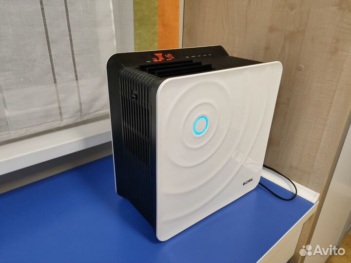 Воздухоувлажнитель-воздухоочиститель Bork Q700