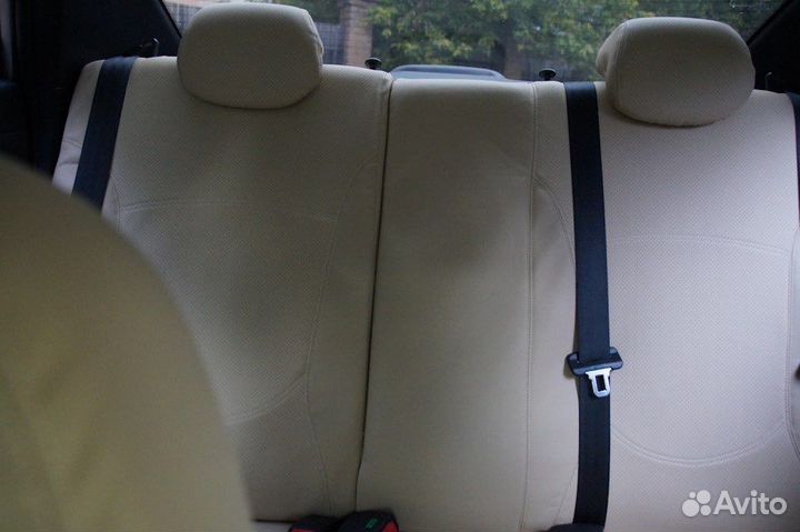 Авточехлы универсальны из экокожи