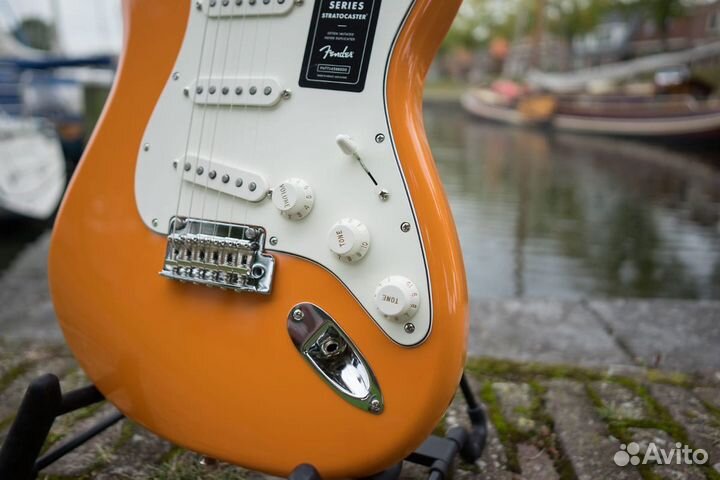 Fender Player Stratocaster MN Capri Orange