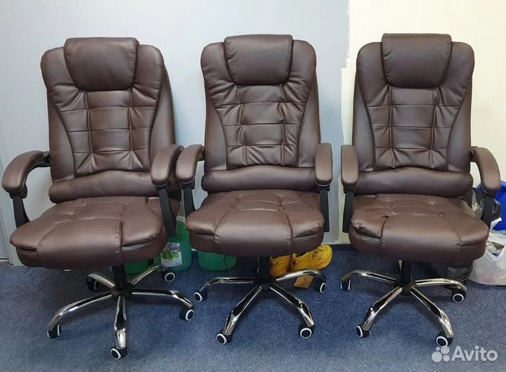 Компьютерное игровое кресло геймерское с массажем