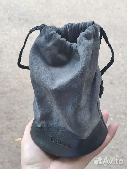 Canon EF 85mm f 1.2L II USM