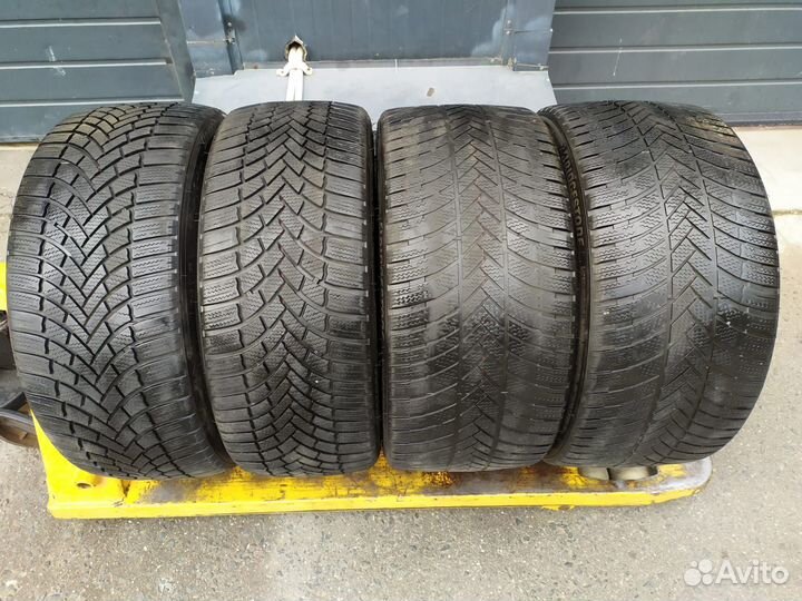 Bridgestone Blizzak LM-005 225/40 R19 и 255/35 R19 93W