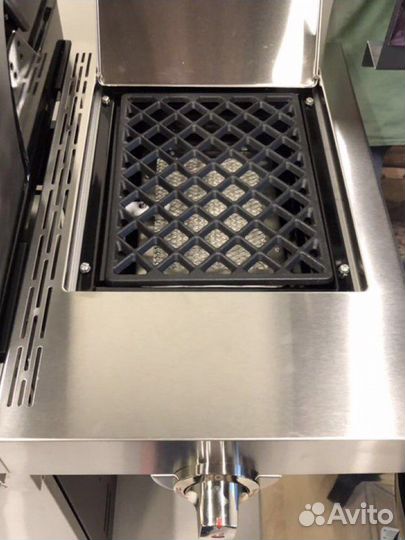 Газовый гриль Char-Broil Professional PRO 3S