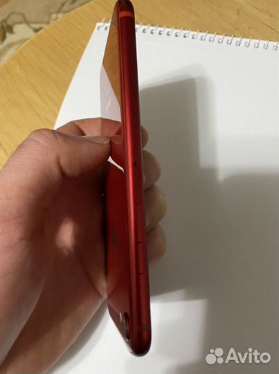 Телефон iPhone 8 64 gb