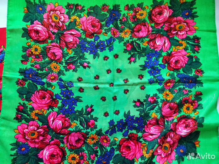 Платок женский новый