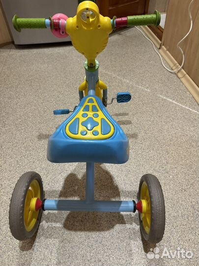 Трехколесный велосипед