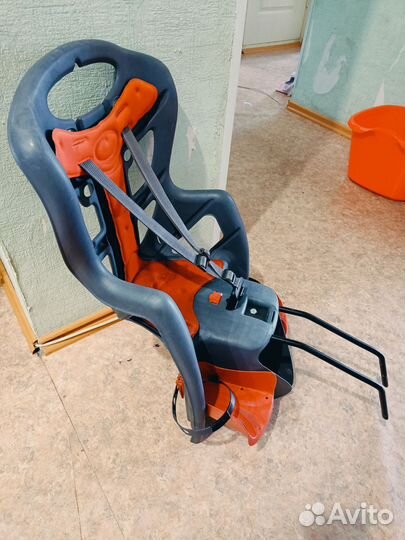 Детское сиденье на багажник велосипеда