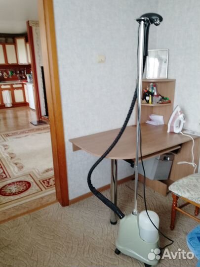 Отпариватель для одежды вертикальный