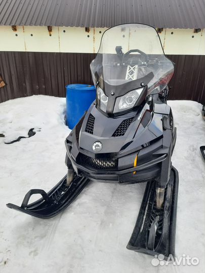 Продаю снегоход ski-doo tundra x-treme 600HO e-tec