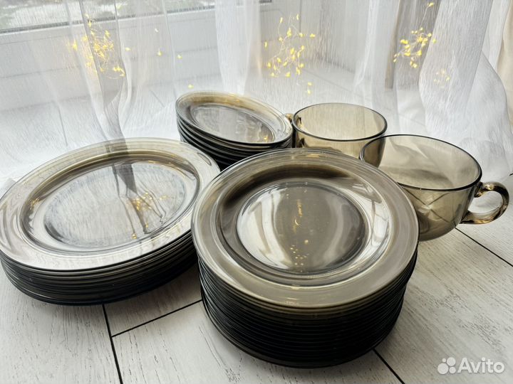 Сервиз посуда тарелки