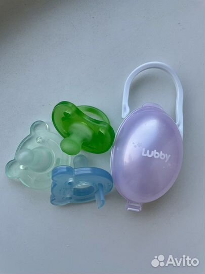 Футляр для пустышки