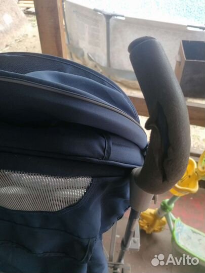 Прогулочная коляска