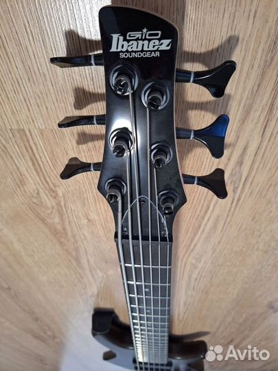 Шестиструнная бас гитара Ibanez GSR206B WNF MIC