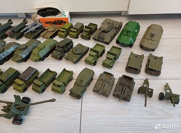 Военная техника 2 шт тпз СССР металл