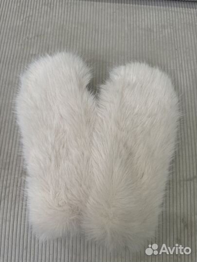 Варежки меховые женские