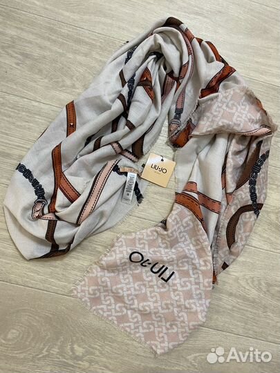 Палантин женский LiuJo