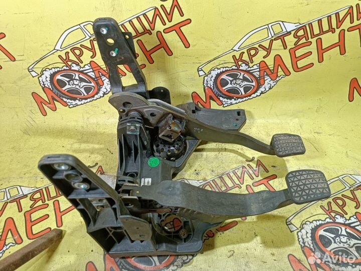 Блок педалей Chevrolet Cruze седан 1.6 2012