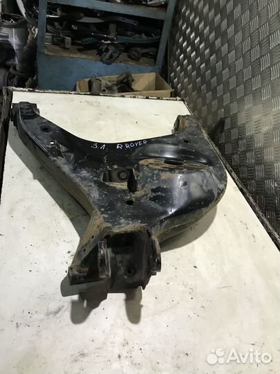 Рычаг задний нижний левый Land Rover Range Rover 3
