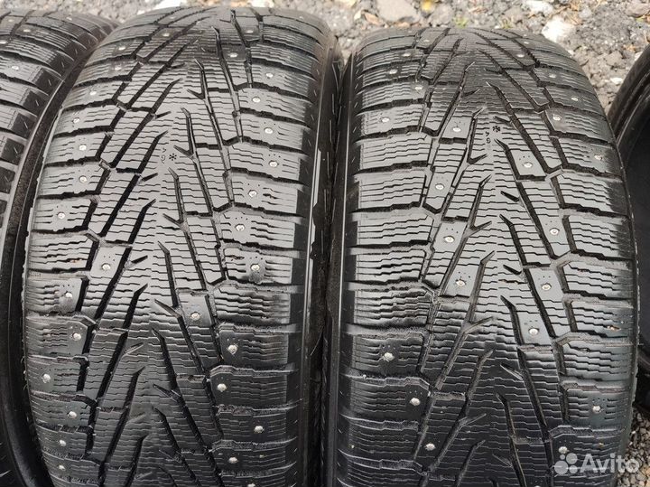 Nokian Tyres Hakkapeliitta 7 SUV 285/60 R18 116T