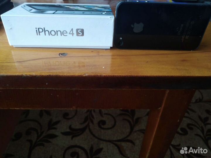 iPhone 4S, 16 ГБ