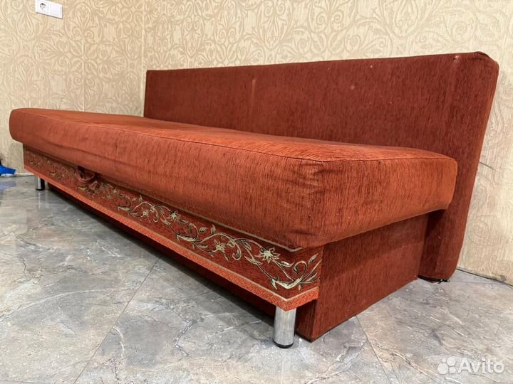 Диван с доставкой