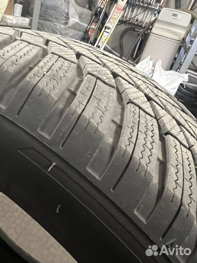 Bridgestone 613V 255/45 R20 105