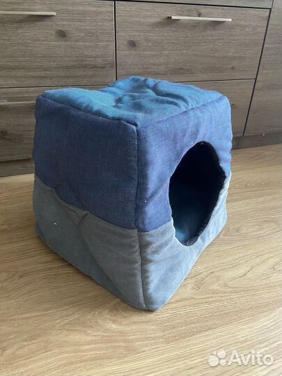 Домик для кошки теплый