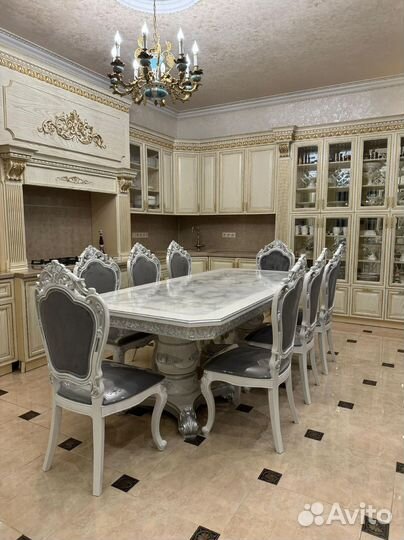 Стол и стулья от производителя. В наличии