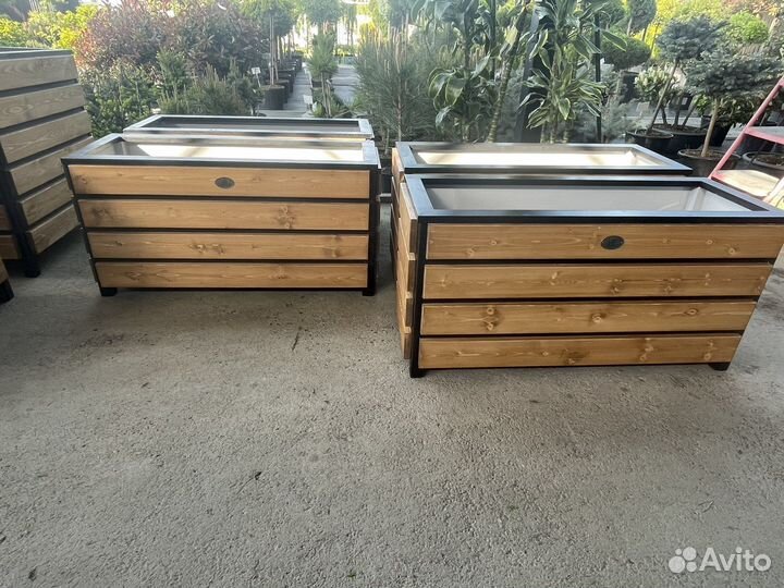 Кашпо напольное