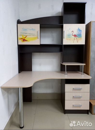 Стол компьютерный №3