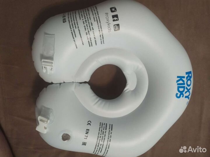 Круг для плавания и купания младенцев на шею