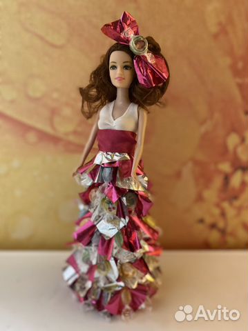 Кукла с конфетами