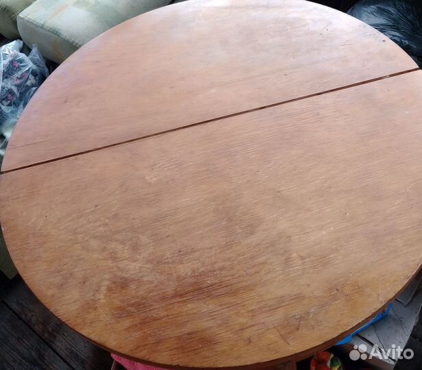 Стол круглый