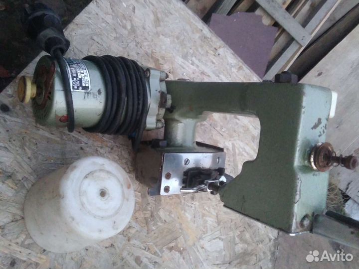 Мешкозашивочная машинка