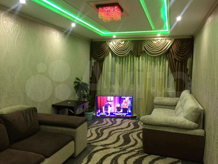 2-к. квартира, 68 м², 3/5 эт.